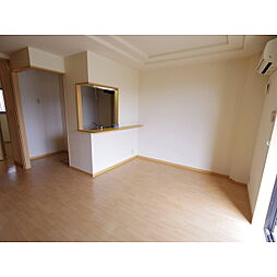 オーチャードハイツ 2階1LDKのリビング/ダイニング