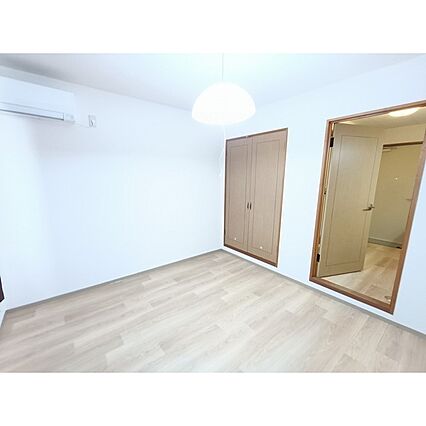 アトラスセブン_内装_2