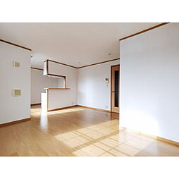 リュミエール　A棟 2階2LDKのリビング/ダイニング