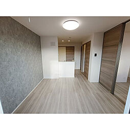 トリシア篠ノ井 2階2LDKのリビング/ダイニング