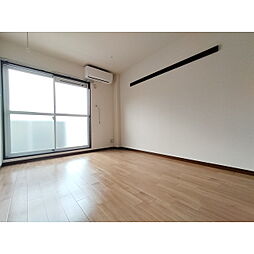 サープラスtwoリュミエール 1階2DKのリビング/ダイニング