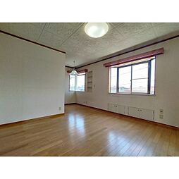 山岡戸建 4DKのリビング/ダイニング