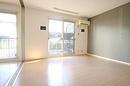 リビングタウン唐崎B棟 2階2LDKのリビング/ダイニング