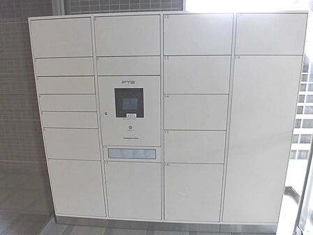 お留守時にも便利な宅配BOX