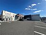 周辺：クスリのアオキ近江八幡白鳥店（390m）
