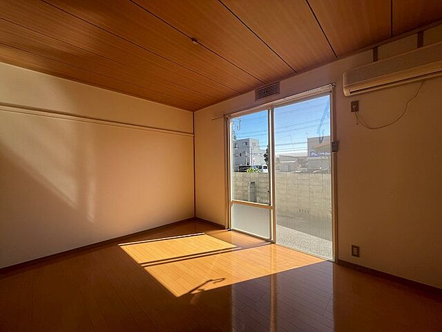寝室