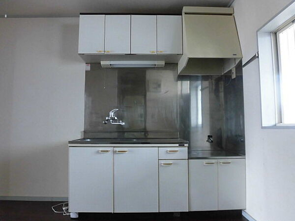 apartment 福島県伊達市保原町字久保53-19
地図を見る