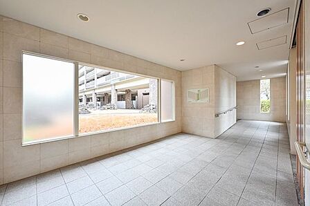 大切なペットと一緒に暮らせる「ペット飼育可」のマンションです。（※飼育細則有）