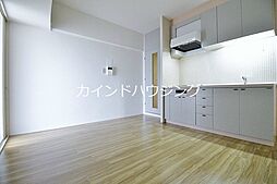 グランパスエクシード 5階1LDKのリビング/ダイニング