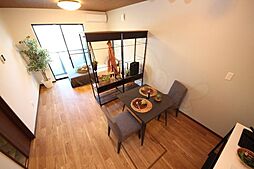 近鉄生駒線 勢野北口駅 徒歩5分の賃貸アパート 3階ワンルームのリビング/ダイニング