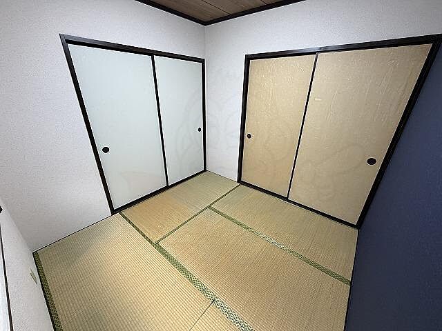 寝室