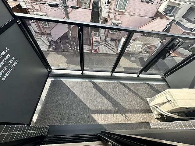バルコニー