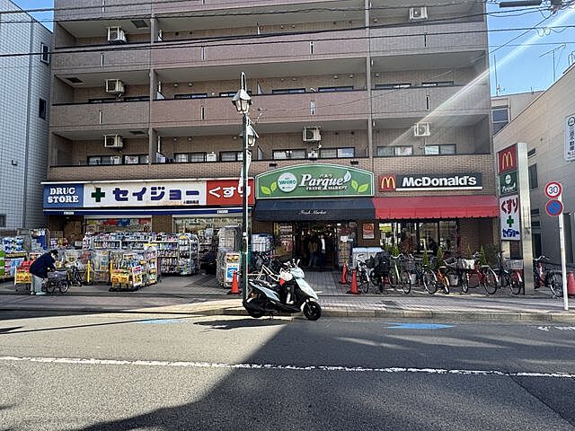 周辺
