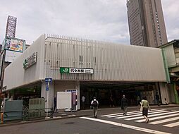 代々木駅[560m]