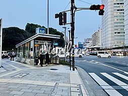 青山一丁目駅(都営地下鉄 大江戸線) 徒歩10分。 790m