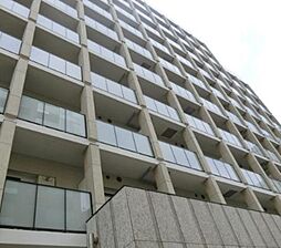 8 / 30