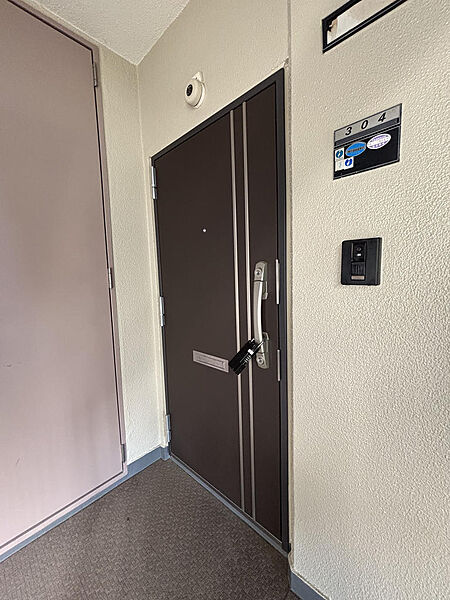 玄関を拡大表示