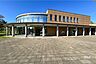 周辺：猪名川町立図書館の外観