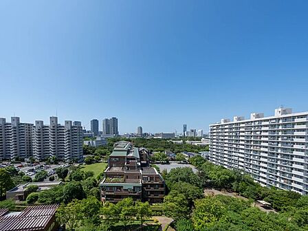 【眺望】10階から望む、開放的な眺望を日常の一部に。