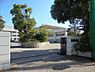 周辺：市川市立第六中学校 徒歩9分。 690m