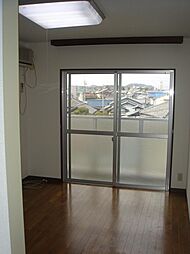 メゾンアライ 302 3階1Kの室内