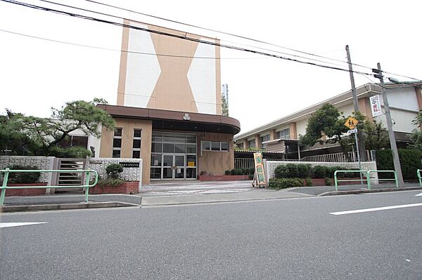画像20:名古屋市立老松小学校 102m