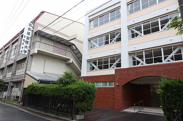 画像27:私立名古屋文理短期大学 1000m