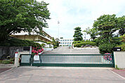 鶴舞小学校 319m