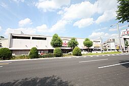 バロー車道店 649m