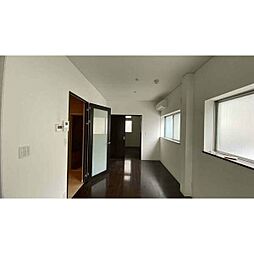 S-Garage Ajito松原 1階1LDKのリビング/ダイニング