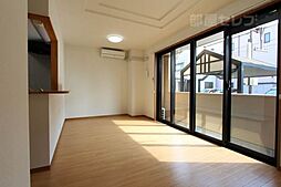 ガーデン仲田 3階1LDKのリビング/ダイニング