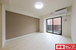 カメリア丸の内 4階1Kのリビング/ダイニング