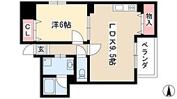 アルカサール 2階