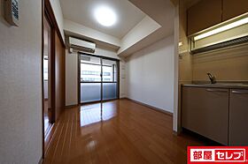 ディアコート白川  ｜ 愛知県名古屋市中区栄2丁目4-27（賃貸マンション1DK・8階・38.37㎡） その3