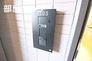 1305