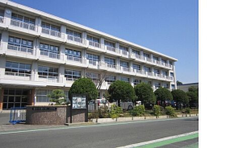 磐田市立磐田第一中学校(1423m)