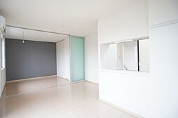 ユウ・フォーリット C101 1階2LDKのリビング/ダイニング