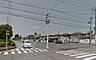 周辺：セブンイレブン 飯塚町店（426m）