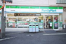 【コンビニエンスストア】ファミリーマート 市谷台町店まで561ｍ