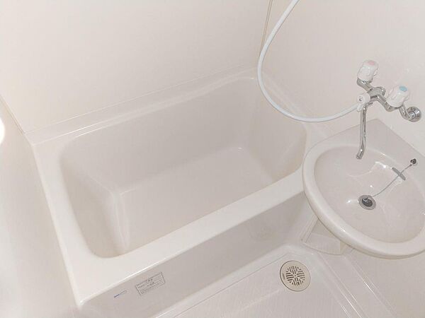 apartment 青森県青森市堤町2丁目23-7
堤町の賃貸情報を見る
物件地図