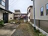 外観：前面道路含む現地写真 