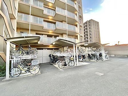 駐輪場