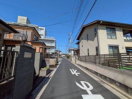 前面道路含む現地写真 