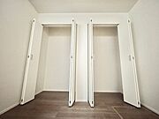 季節ごとの大物もしまえるたっぷりの収納スペース。 