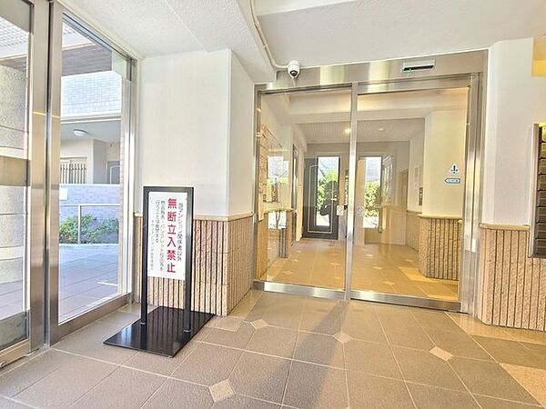 エントランスを拡大表示