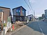 外観：前面道路含む現地写真 