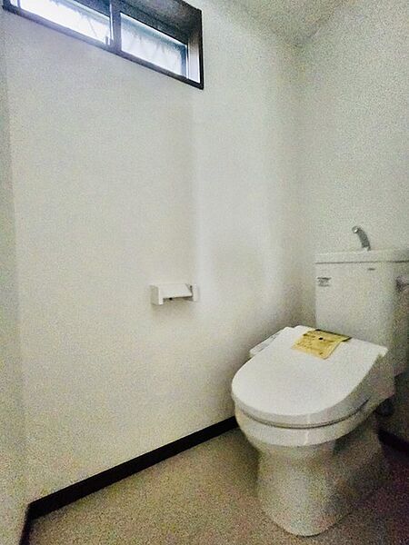 トイレを拡大表示