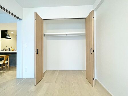 部屋に設けた収納は、住みやすさへのこだわり。 17 