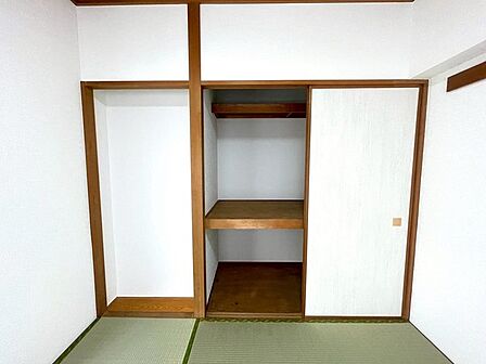 和室の収納は、やっぱり押入れがしっくりきます。