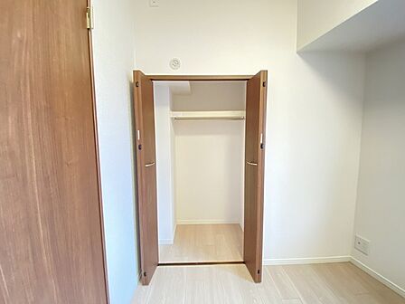 部屋ごとに設けた収納は、住みやすさへのこだわり。
